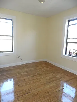 Rented by Bohemia Realty Group | media 25