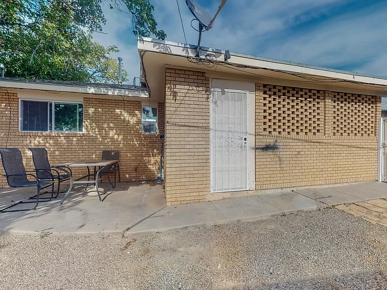 2423 Espanola St NE #C — Photo 18