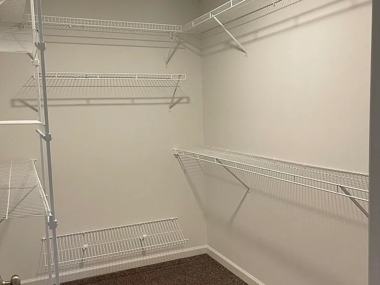 811 Goodale Dr — Photo 13
