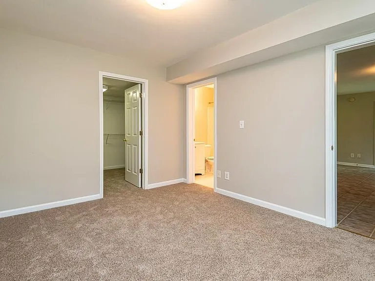 225 Heritage Lake Dr — Photo 77