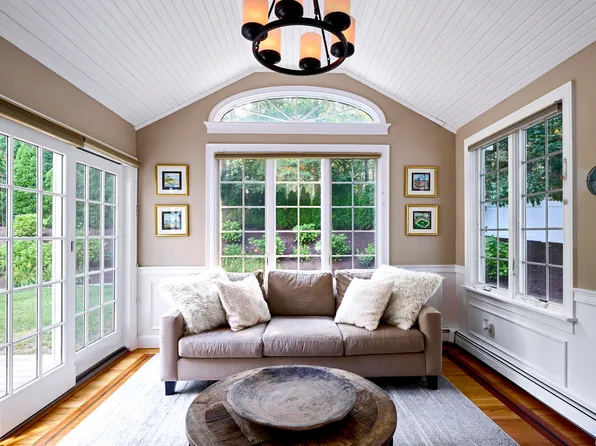 31 Village, Dennis, MA 02638