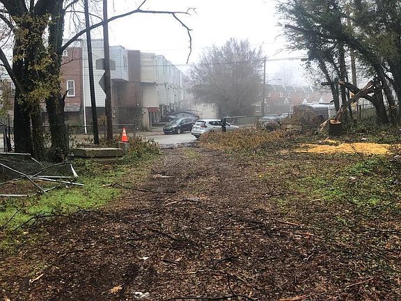2nd image of 700 E Johnson St