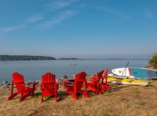 7902 Lantzville Rd, Lantzville, BC V0R2H0