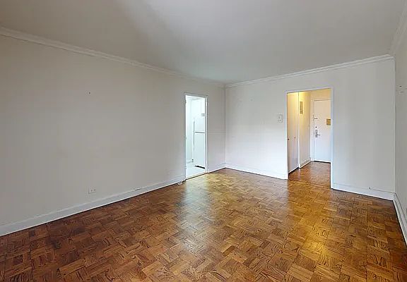 2nd image of 353 E 83rd St APT 3E