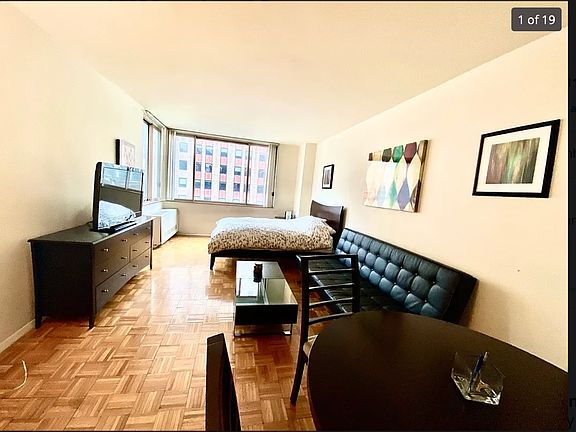 5th image of 350 W 50th St APT 14A