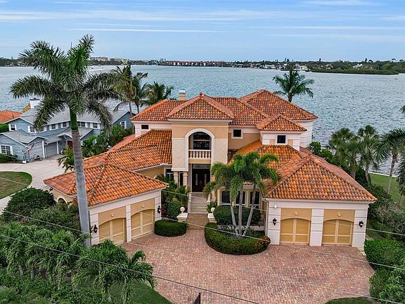 3rd image of 1541 CARIBBEAN DRIVE