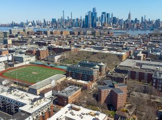 456 9th St APT 9, Hoboken, NJ 07030