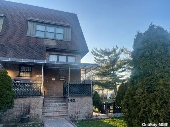 23-44 White Oak Court, Jackson Heights, NY 11370