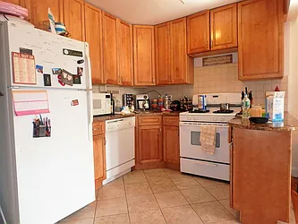 Rented by MAC Realty NY