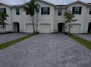 4392 Hammock Grove Dr, Lake Worth, FL 33467