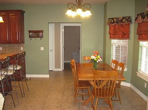 5th image of 13604 Loren Ln