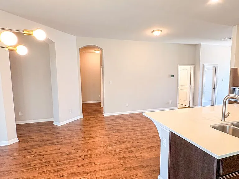 1218 Amber Dawn Dr — Photo 7