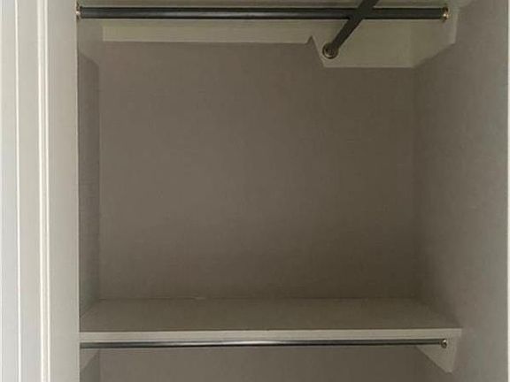 5th image of 518 S Linda St APT 1