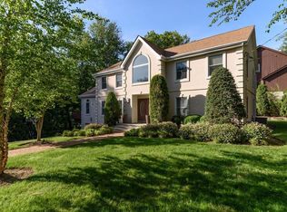 239 Parsells Ln, Closter, NJ 07624
