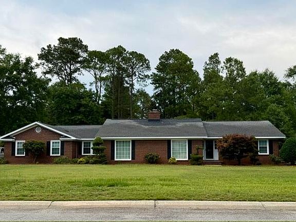 5th image of 1017 Antlers Dr