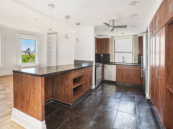 4th image of 418 Central Park W #101/103