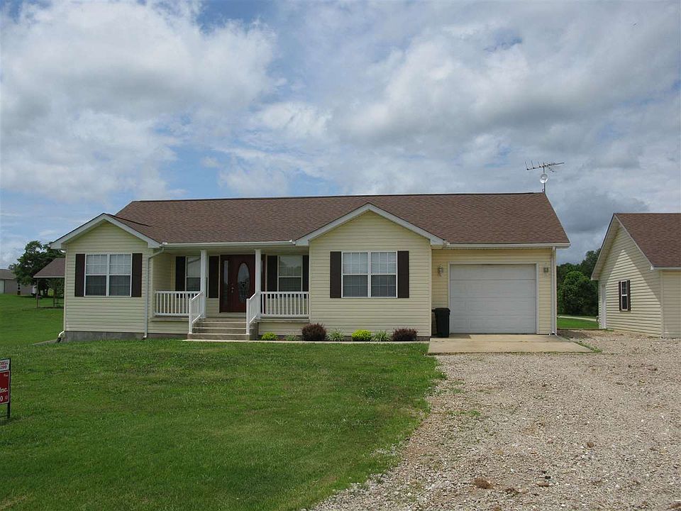 1st image of 320 Logan Ln