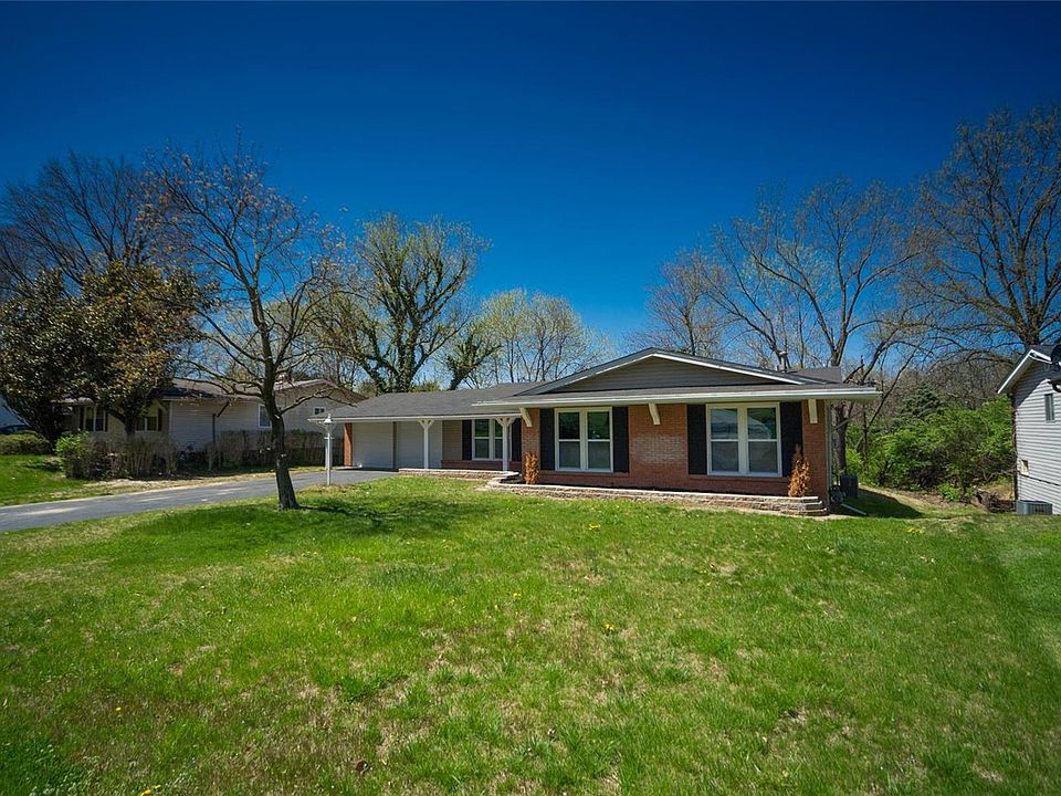 1st image of 1347 Orchard Lakes Dr