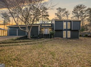 2412 Renny Ct, Roswell, GA 30066