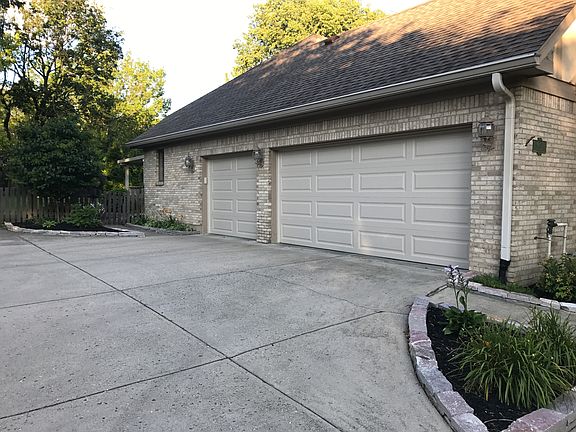 4th image of 4264 Barth Ln
