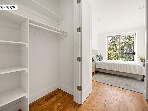 5th image of 247 Mount Hope Pl #A