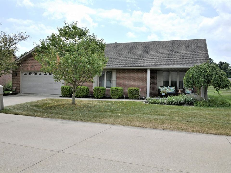 1st image of 795 Hickory Hl