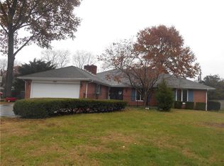 3421 Grove Pl, Columbus, IN 47203