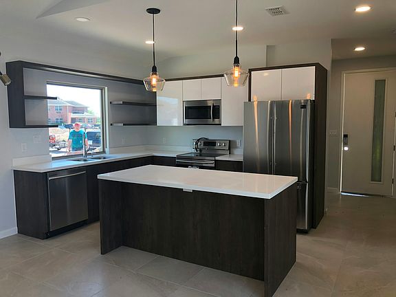 4th image of 6310 Guinevere Dr