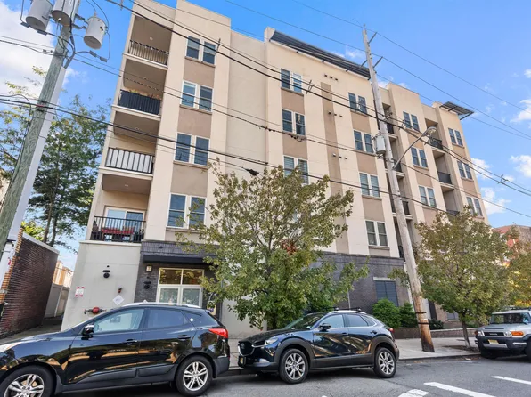 71 North St #402, Jersey City, NJ 07307