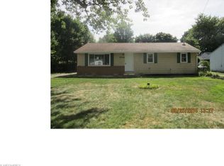 7714 Dahlia Dr, Mentor On The Lake, OH 44060
