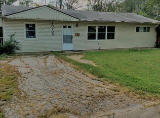 10709 Cambridge Ave, Kansas City, MO 64134