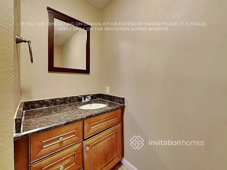 1819 W Oraibi Dr — Photo 12