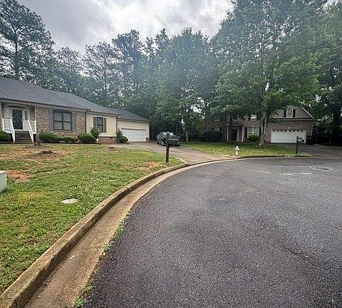 2nd image of 3450 Mackenzie Ct