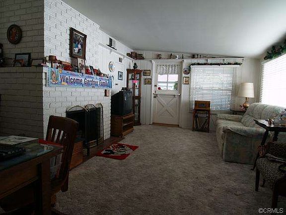 4th image of 157 E Puente St