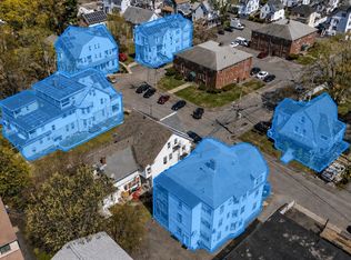 28 Richardson Cir, Framingham, MA 01702