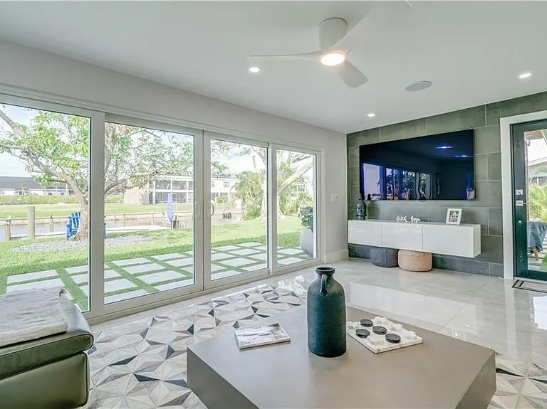 1745 Bikini Ct — Photo 9