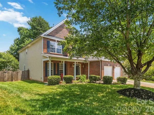8522 Delamere Ln, Charlotte, NC 28269