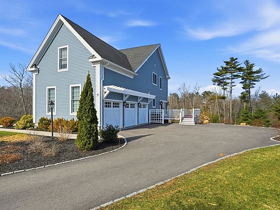 3rd image of 45 Hemlock Way