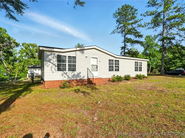 2917 Dothan Dr, Fayetteville, NC 28306