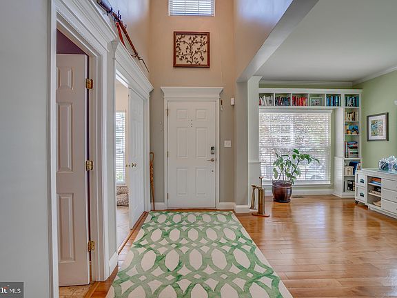 3rd image of 5313 Gunston Hall Dr