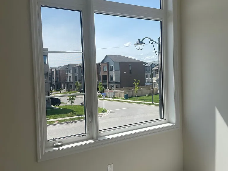 160 William Booth Ave — Photo 13