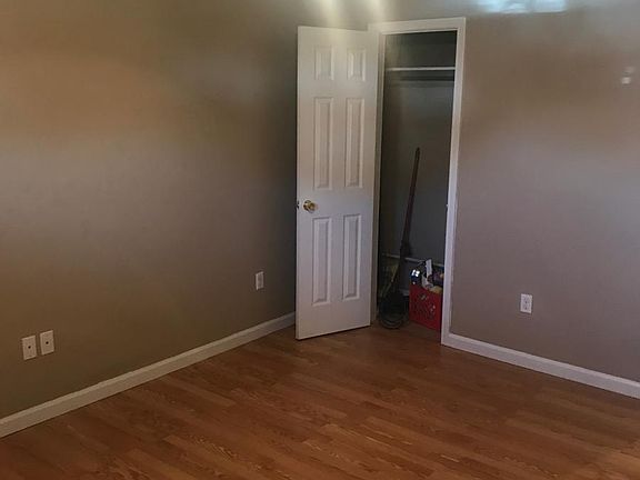 2nd image of 7023 Yorktown Dr