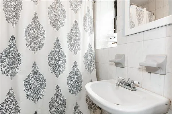 Sold by Avenue Sotheby's International Realty | media 8