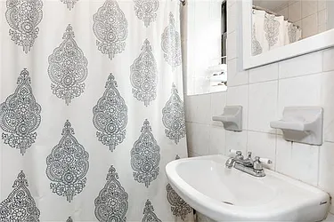 Sold by Avenue Sotheby's International Realty