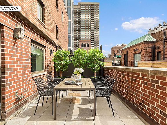 4th image of 440 E 57th St APT 19B