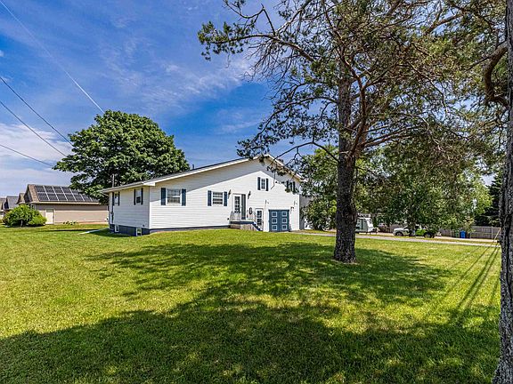 4th image of 324 Kinlock Rd