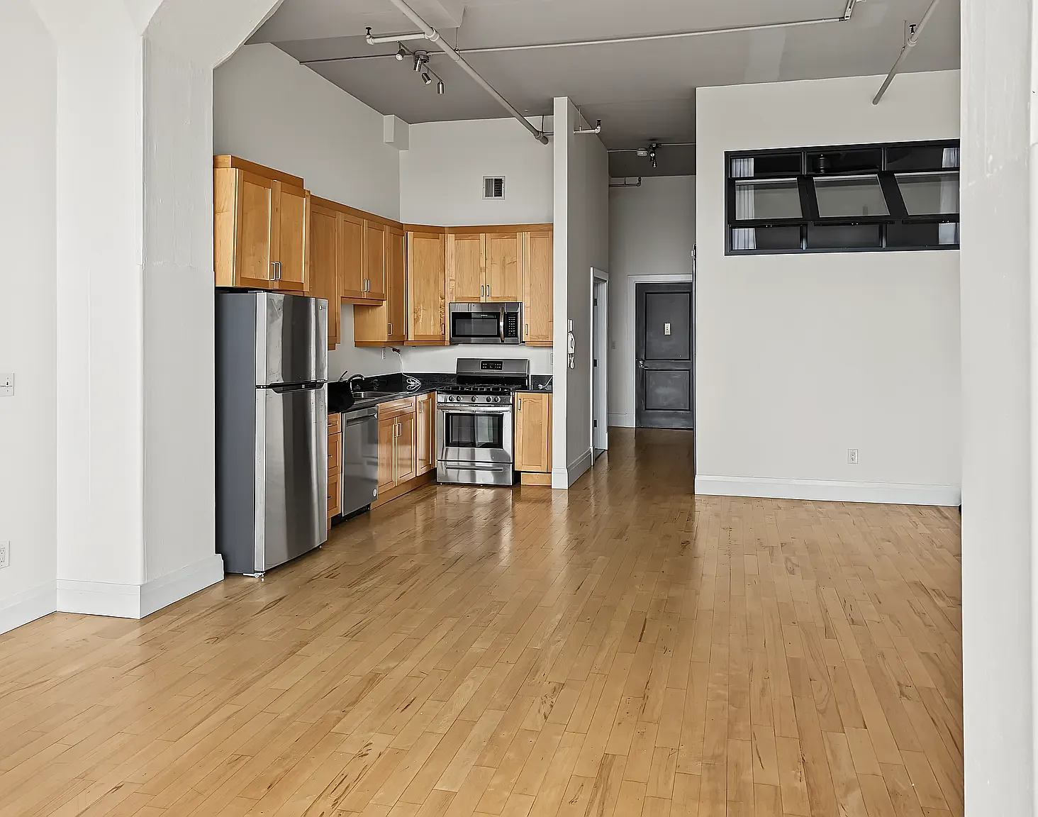 535 Dean Street — Photo 4