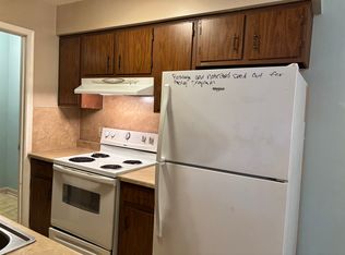 609 E Jolly Rd APT 13, Lansing, MI 48910