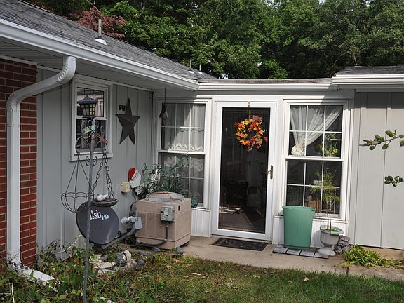 3rd image of 68D Dorchester Dr #1004