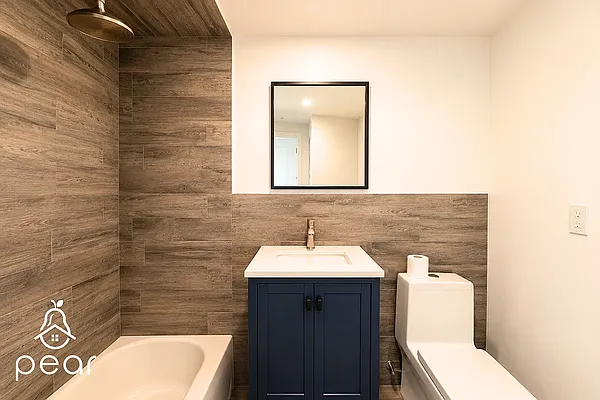 Bathroom, photo 1